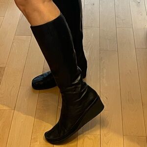 Women’s Via Spiga Black Leather Knee-High Boots Size 7M